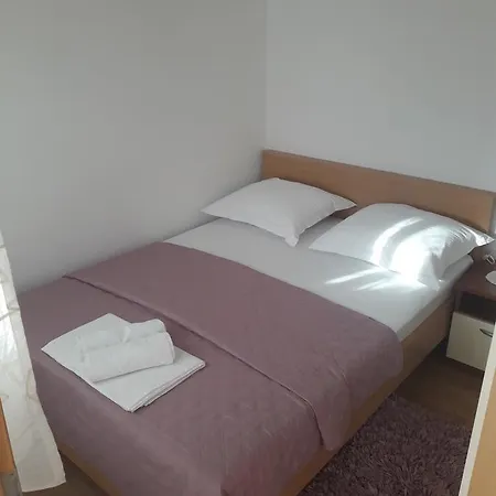 Sime Apartment *